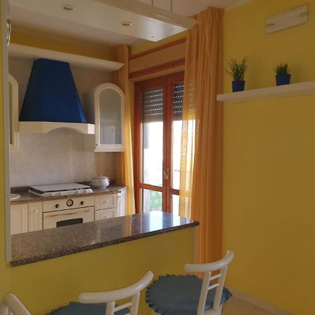 Calypso Bed And Beach Paestum Exteriör bild